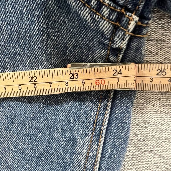 Mecca Jeans Co Denim Jacket Womens Medium Blue Button Up Distressed Faded - Picture 9 of 14